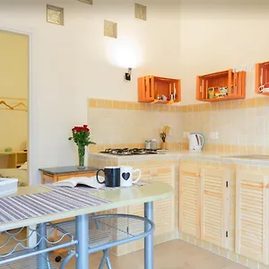 Virginias House , Palermo Italia